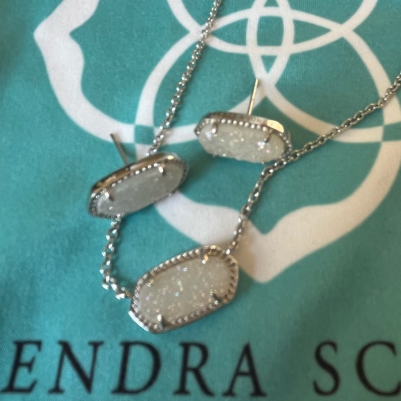 Kendra Scott, Grayson Earrings, white and silver studs with matching necklace - Picture 1 of 6